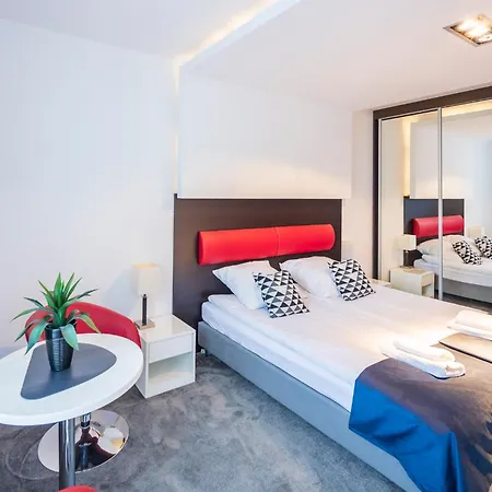 Diva Surfingbird * קולובז'ג